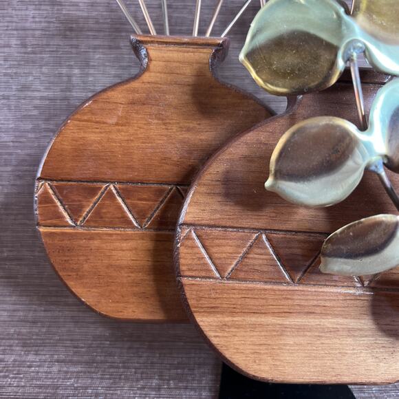 Vintage Metal Leaf Wood Vase Wall Hanging – Gold Eucalyptus Trio – Mid Century - Picture 6 of 14